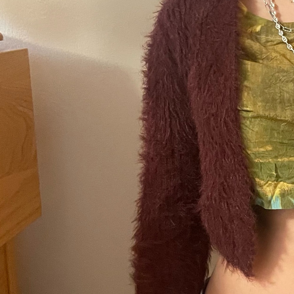 Cropped sweater